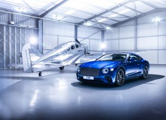 Bentley Continental GT 2018 avión